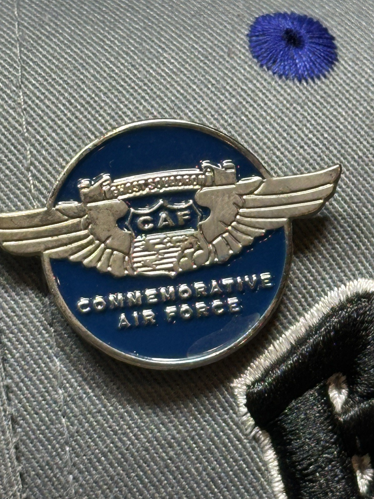 Bomber Command Hook/Loop Close Commemorative Air … - image 5