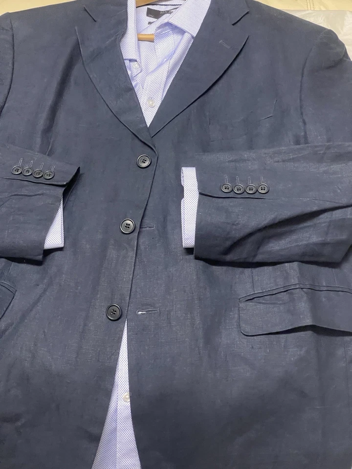 MARKS&SPENCER INSPIRED BY ITALY -3Buttons 100% Linen  Notched Blazer Mens U.K-44 - Image 3 of 4
