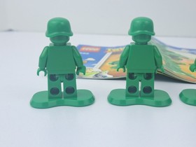 LEGO Disney Pixar Toy Story-7595- Army Men on Patrol- 100% COMPLETE w/instr.