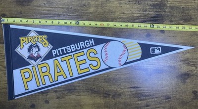 Vintage Pittsburgh Pirates Baseball Team 30  Felt Pennant MLB Major League