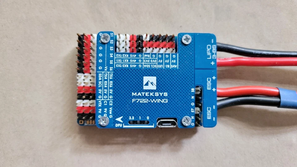 Mateksys Flightcontroller F722-WING + E-flite Brushless Controller 30-Amp Pro SB - Bild 3 von 4