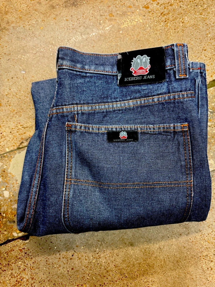 Men's Iceberg /JNCO Disney DONALD DUCK cargo Jeans SZ 38 vintage  Front Crease - Image 2 of 4