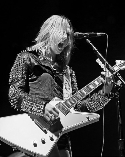 lzzy hale photo halestorm 8x10 or 8x12 inch 13 manchester uk