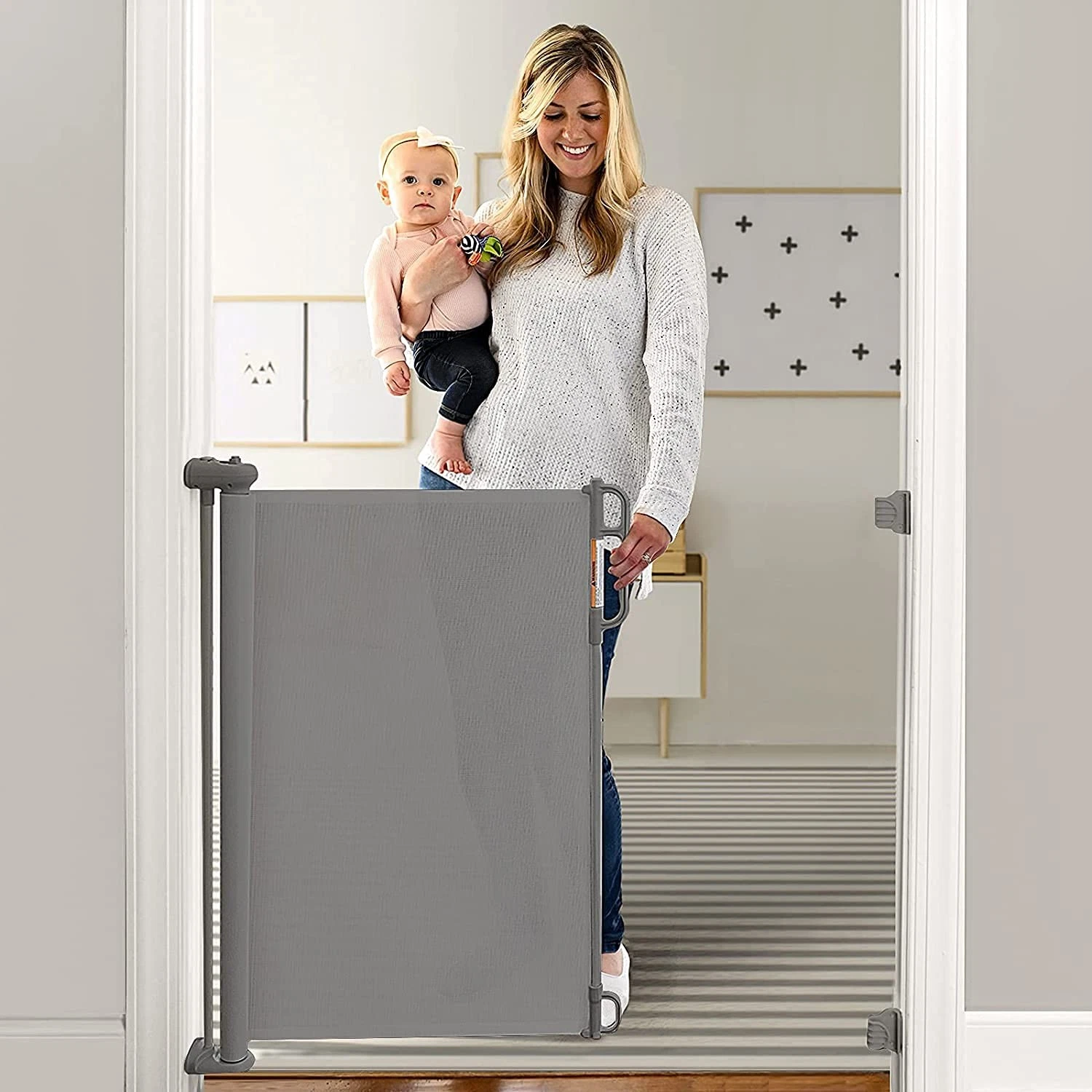Momcozy Retractable Baby Gate Mesh Baby Gate or Mesh Dog Gate 33" RRP £55