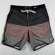 Vuori Men's Performance 4 Way Stretch Board Shorts Size 30 Gray Red Stripe