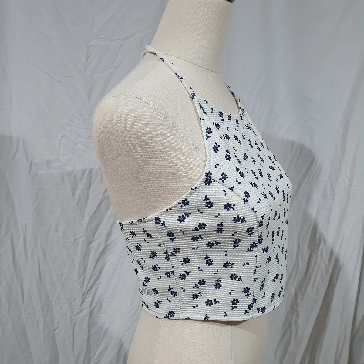 Sportsgirl XS Crop Spaghetti Strap Halter Top, White + Black Flowers, Zip Back