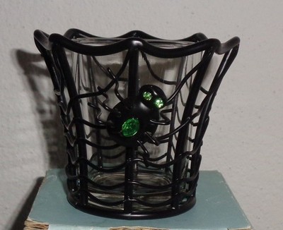 Partylite Teelicht-/ Votivkerzenhalter Spinnennetz mit Spinne P8975U in OVP