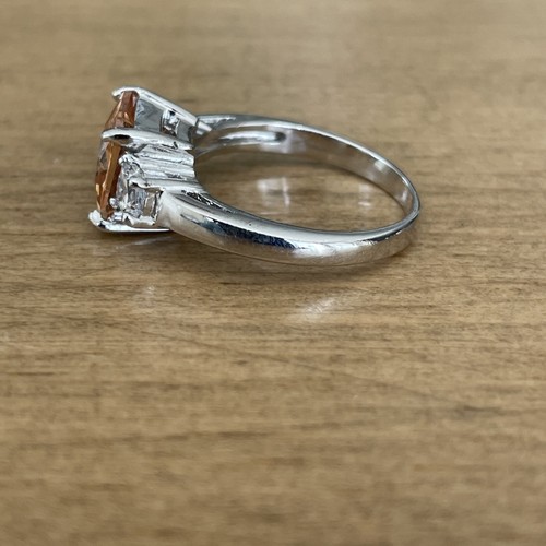 Sterling Silver Princess Cut Peach Clear Sparkly 3 Stone Ring Sz 7.25 - Picture 2 of 7