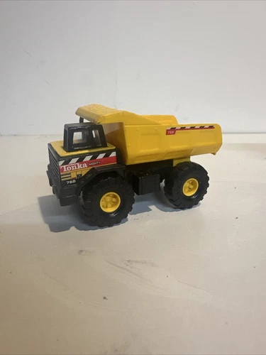 Tonka Mini Dump Truck #768 Vtg 1998 Maisto Hasbro Mighty Toy Construction 4"
