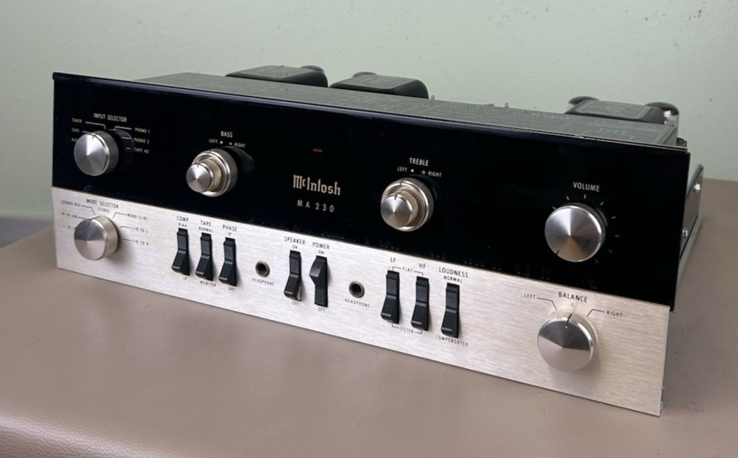 MCINTOSH MA230 STEREO INTEGRATED TUBE AMPLIFIER COOL
