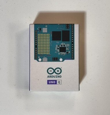 Arduino Uno Q - 4GB RAM  - 32GB eMMC - 4 x 2.0 GHz - Neu