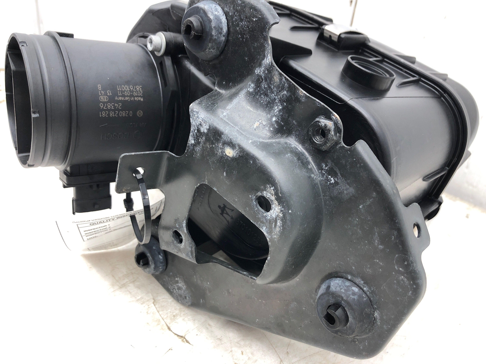 2017-2020 MASERATI LEVANTE M161 3.0L RIGHT AIR CLEANER HOUSING 670101256 *19K*