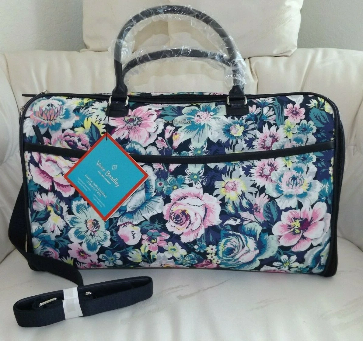 Vera bradley sales garment bag amazon