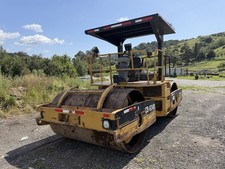 Caterpillar Double Roller - CB634D - 2004