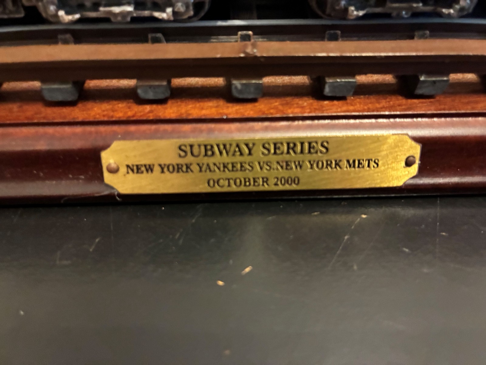 2000 Danbury Mint New York Yankees and New York Mets Subway Series Subway Cars