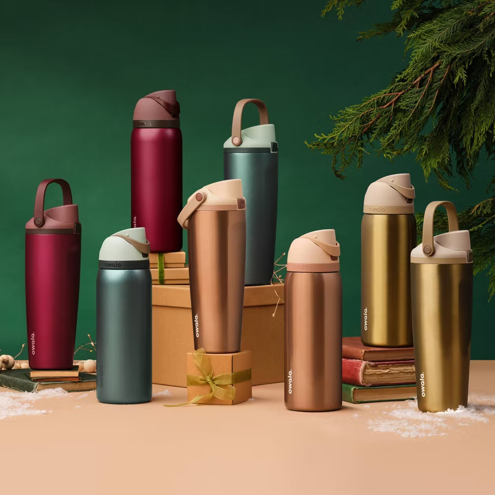 Special Edition Owala 32oz Stainless Steel FreeSip Water Bottle - Wintergreen