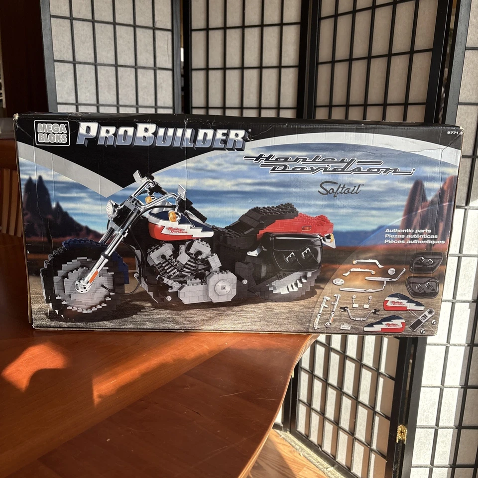 Mega Bloks Pro Builder Harley Davidson Softail #9771 Brand NEW - Image 3 of 4
