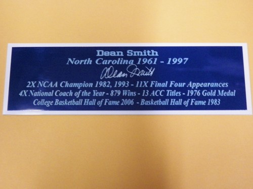 Dan Marino Autograph Nameplate Miami Dolphins Autograph Jersey Ball Photo Helmet - Picture 3 of 12