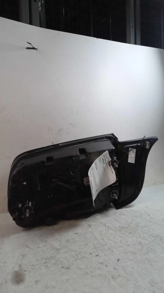 Used Left Tail Light Assembly fits: 2020 Ford Mustang Left Grade A - Image 2 of 4