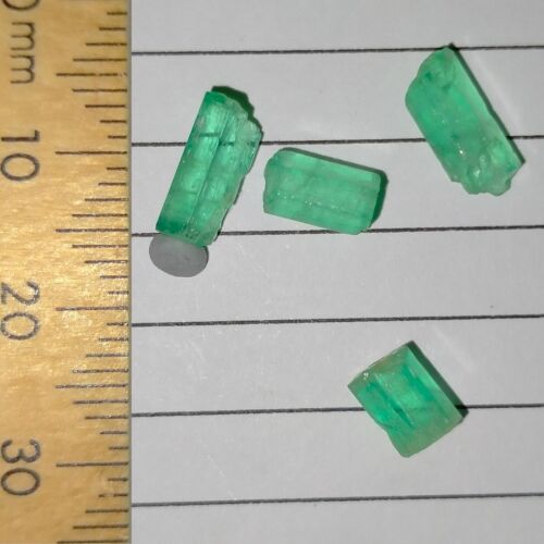 Panjshir Esmeralda faceta piedras preciosas ásperas gemas naturales cristales de corte crudo 5,17 quilates - Imagen 3 de 7