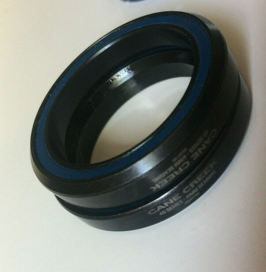 White Cane Creek Auriculares Integrados Serie 40 Rodamientos Sellados 15mm Carbono Foto 3 de 4