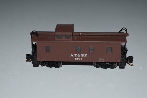 Escala N MTL Santa Fe Cupola Caboose 1207 C40881 | Zustand: Used