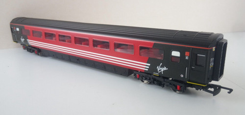 NEU Hornby Spurweite OO MK3 HST TS Standard offener Reisebus Virgin Trains 42320 Reisebus "E" | Zustand: New