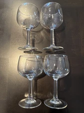 SET OF 4 LIBBEY EMBASSY WINE GLASSES, 10 oz. FOR BARS, RESTAURANTS & HOME USE.