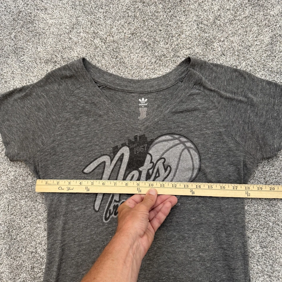 Brooklyn Nets Shirt Womens XL Gray NBA Basketball Adidas Soft Vintage Look Tee - Image 3 of 4