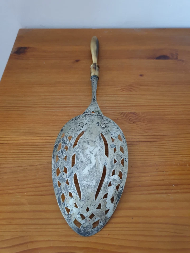 Grande et ancienne pelle à tarte XIXe en métal argenté ou argent manche en os - Photo 4/4
