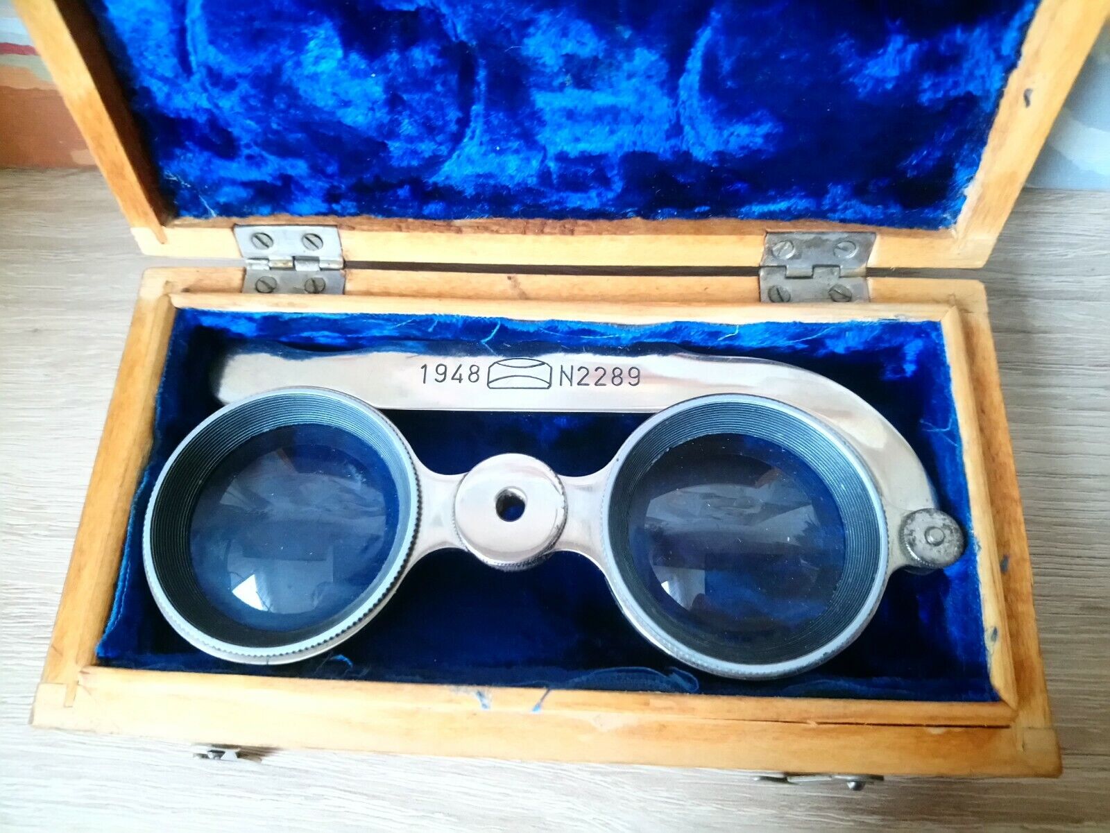 Soviet binocular glasses for decoding aviation topographic maps