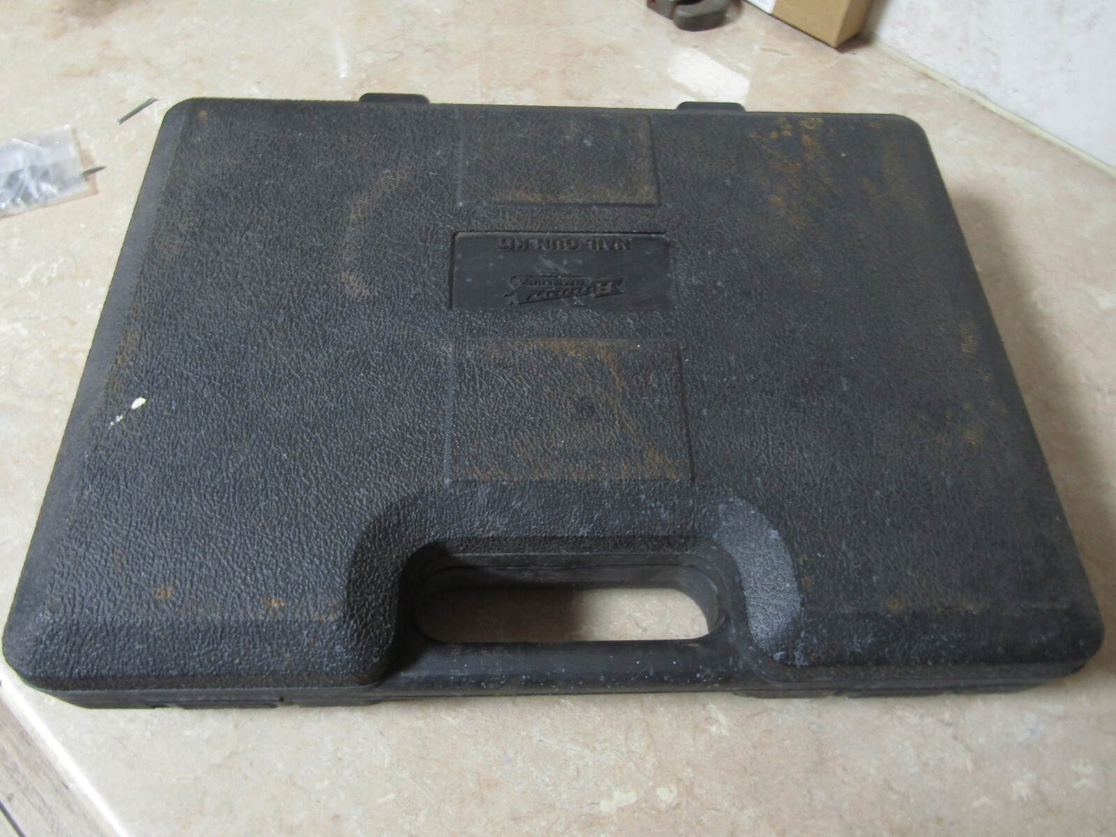 ARROW FASTENER Co ET100 NAIL MASTER ELECTRIC BRAD NAIL GUN WITH BRAD