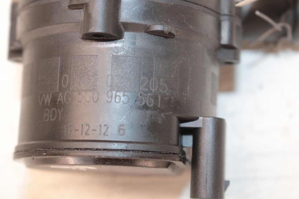 Volkswagen Passat B8 2.0 Diesel 2016 Electric auxiliary water pump