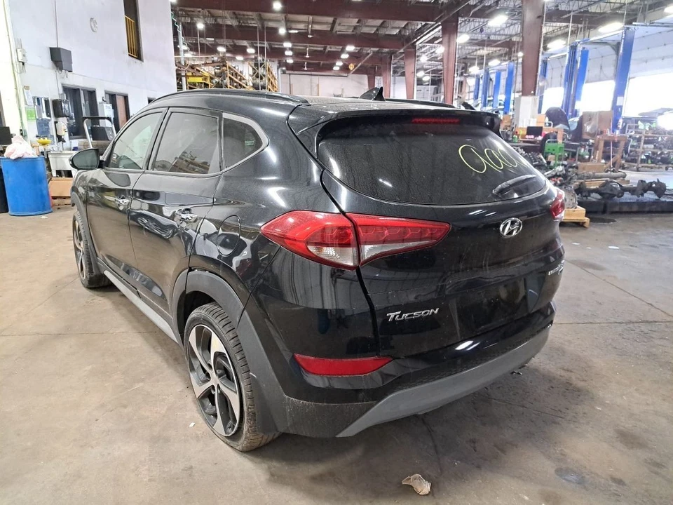 Cilindro maestro de freno 2017 Tucson Sku#4241610 Foto 3 de 4