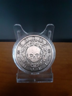 Medaille - Memento Mori   eindrucksvolle Medaille mit Totenkopf & Reiter-Skelett