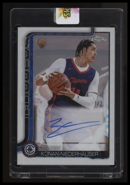 2025-26 Topps Chrome Yanic Konan Niederhäuser Rookie Auto White Geometric #/2