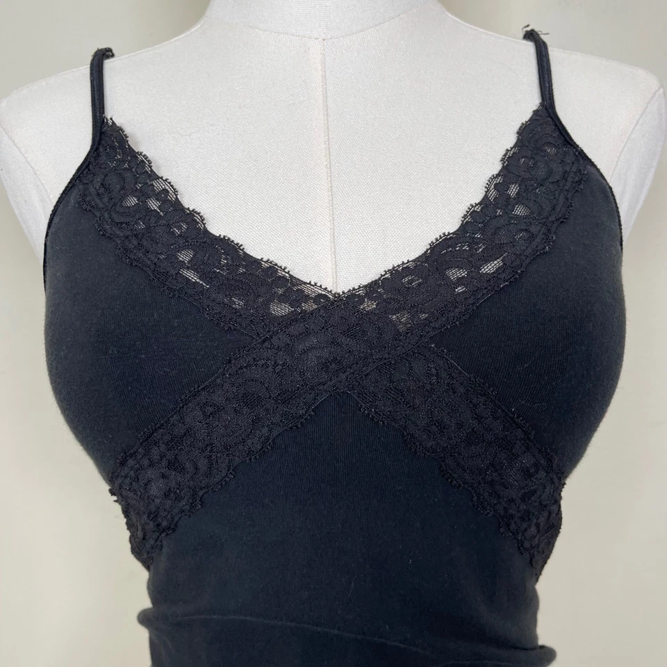 Camiseta sin mangas Babydoll Cami vintage sin límites negra con ribete de encaje M Y2K capas Foto 2 de 4