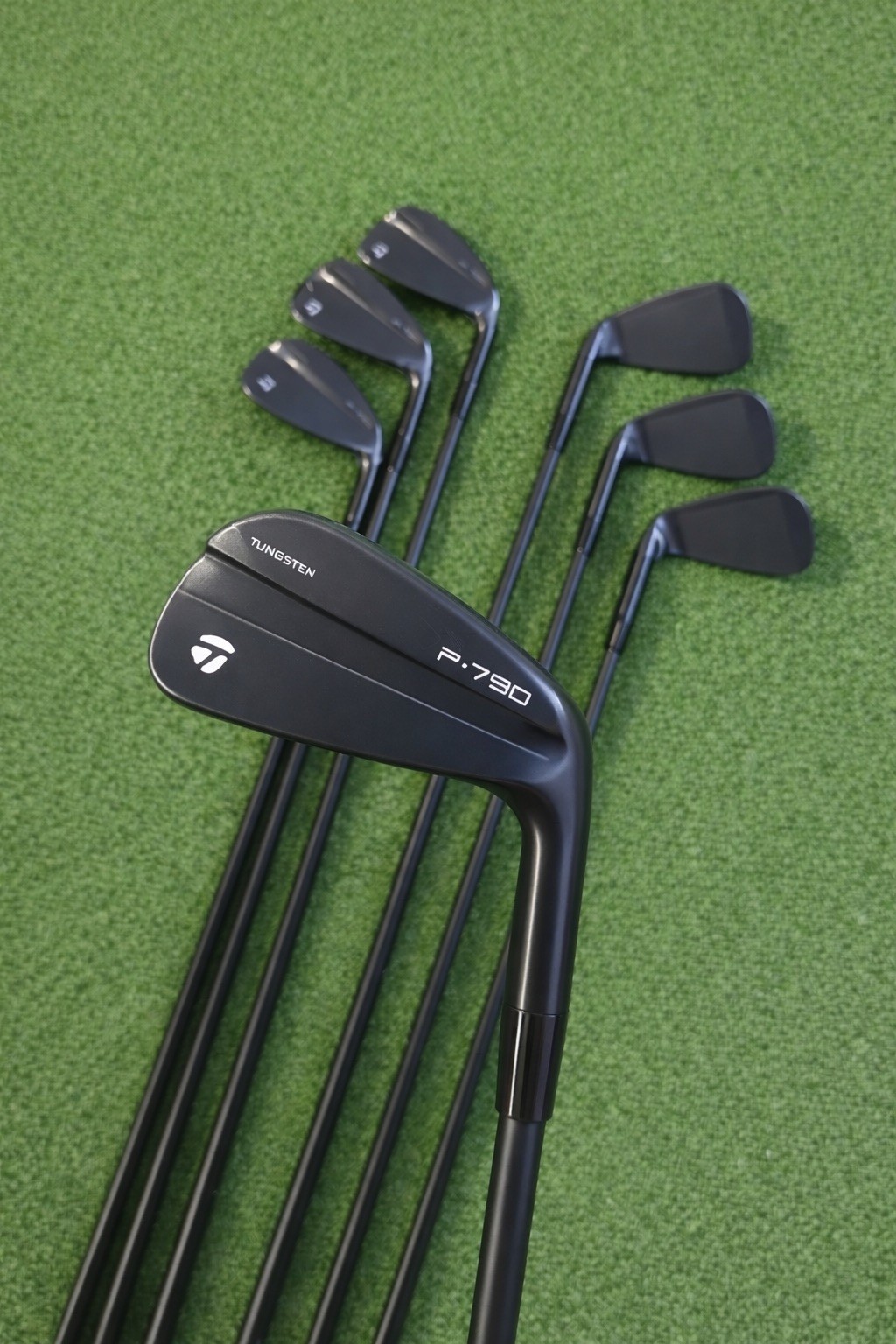 Taylormade 2023 Black P790 Golf club Irons 4- PW Brand new