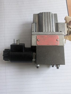 MOOG D061-8311 HYDRAULISCHES SERVOVENTIL