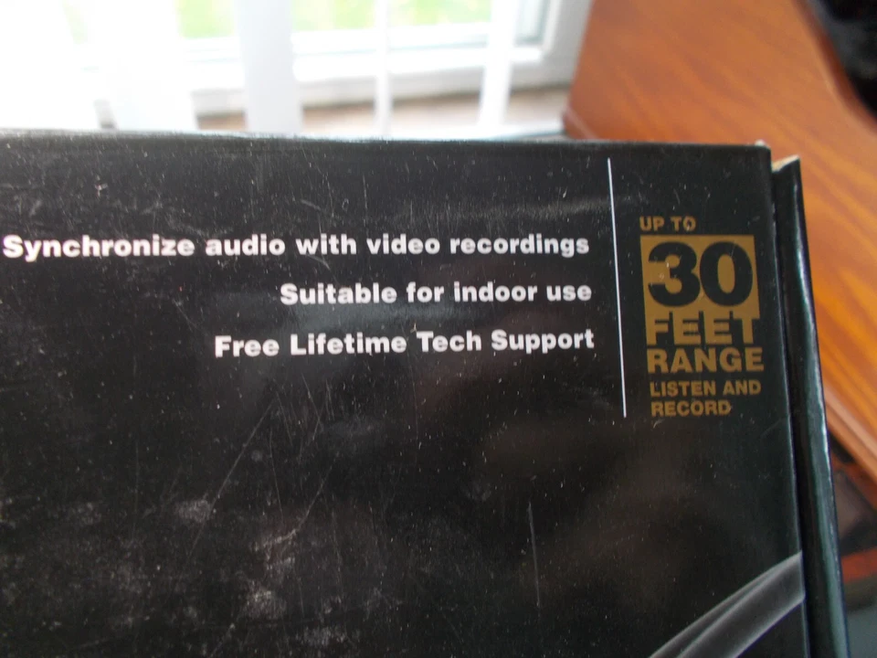 Micrófono alimentado interior Qsee modelo QSPMIC sin usar en caja, alcance de 30 pies Foto 2 de 4