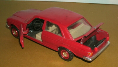 cursor モデル 1/35 メルセデスベンツ 280E 当時物 西ドイツ 1/35 Scale 1976 Mercedes 200-280E W123 Sedan Diecast Model