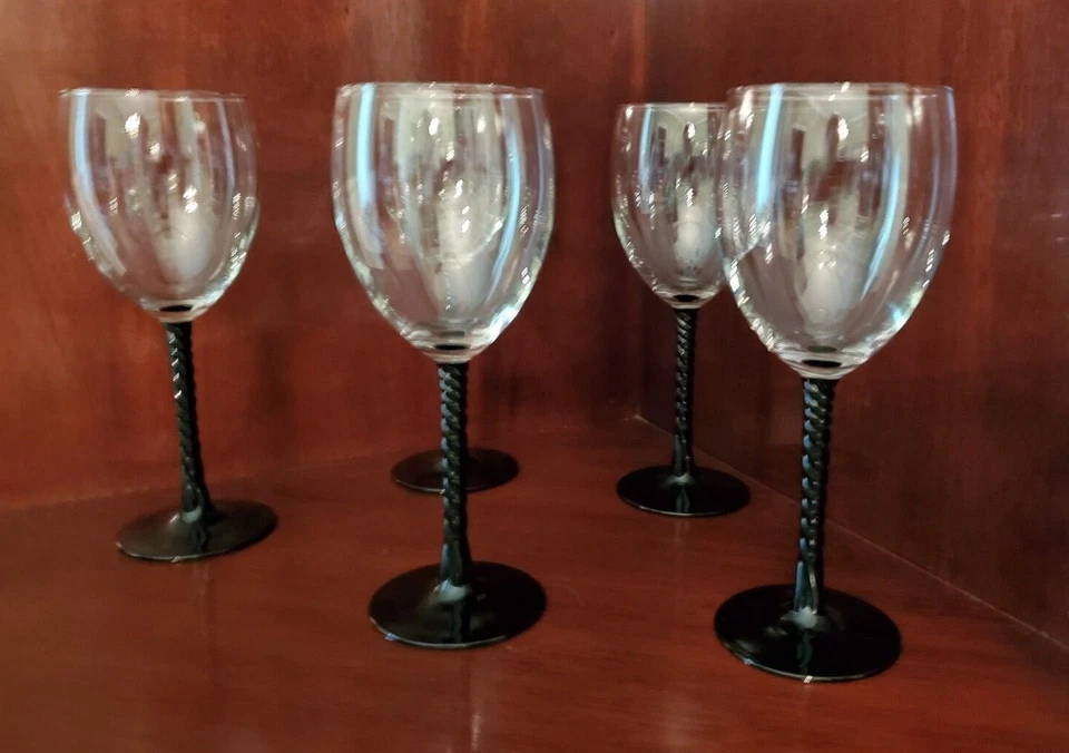 JUEGO DE 5 COPAS DE VINO CRISTAL D'ARQUES-DURAND ANGELIQUE ÓNIX NEGRO TALLO RETORCIDO Foto 4 de 4