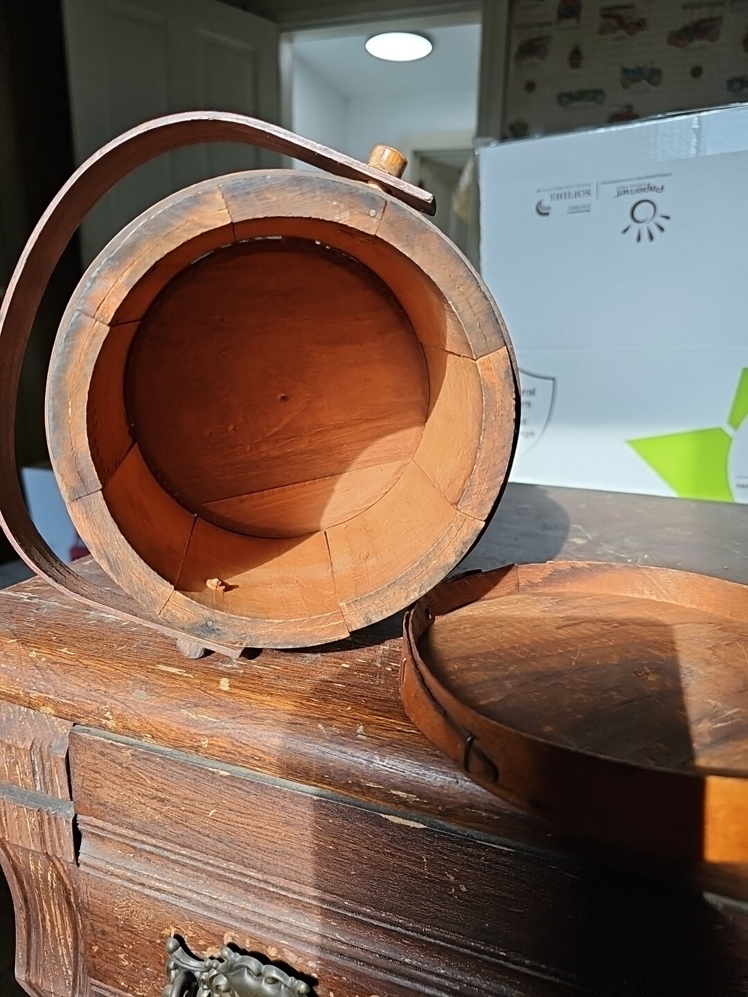 Vtg Primitive Wooden FIRKIN/Sugar Bucket 3 Fingers Wooden Swing Handle