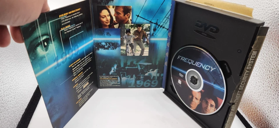 Frequency (DVD, 2000, широкоэкранный - платиновая серия) - Изображение 4 из 4