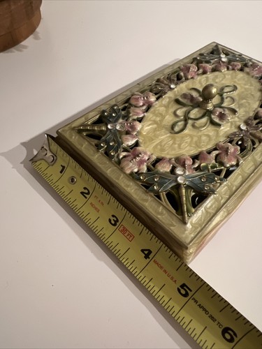 Vintage Metal Jewelry Box Dragonflies / Iris/Rhinestones RARE - Picture 14 of 15