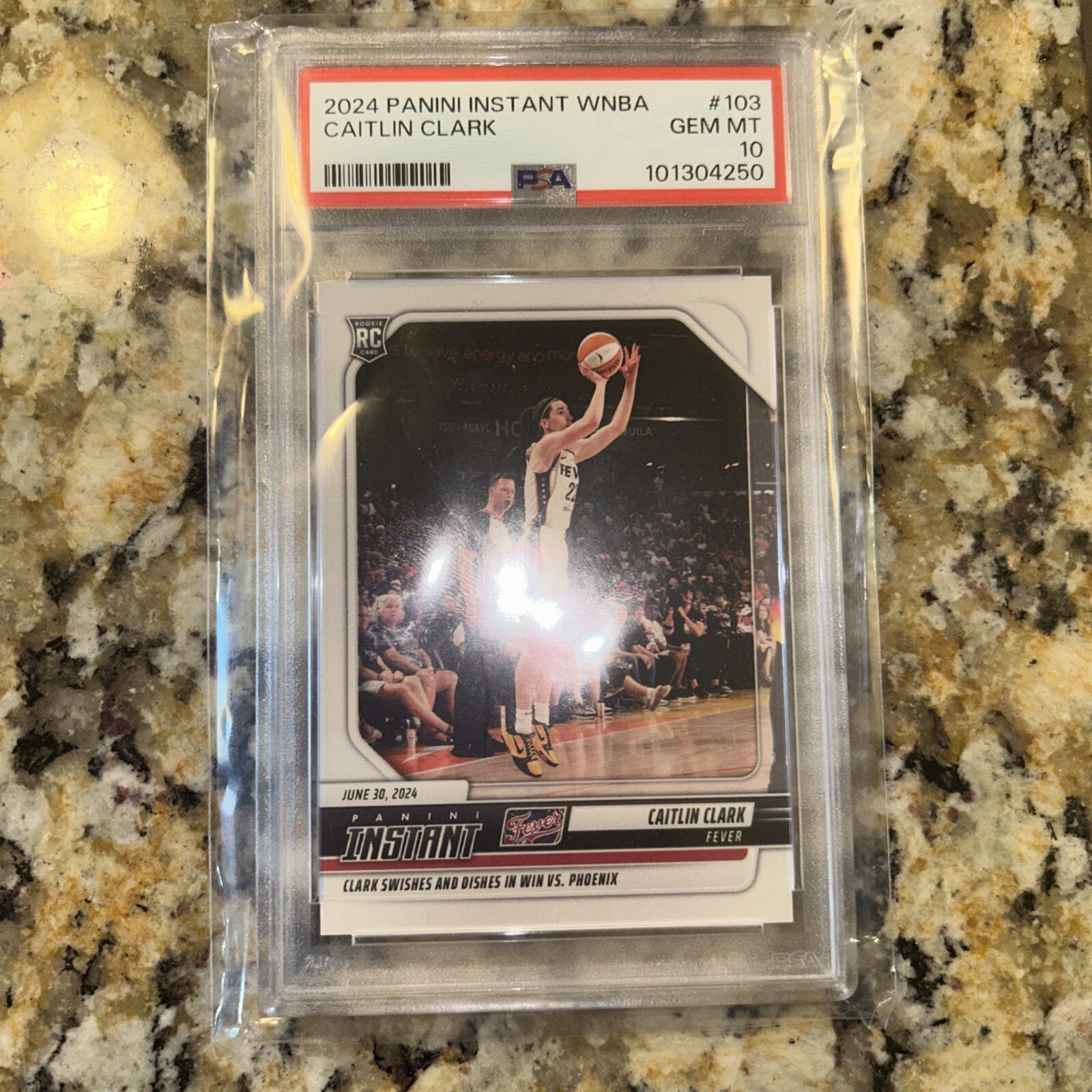 2024 Panini Instant WNBA Caitlin Clark RC #103 PSA 10! ROOKIE!