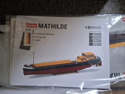 RC Boot Schiff MS Mathilde Binnenschiff 1/32 Neu