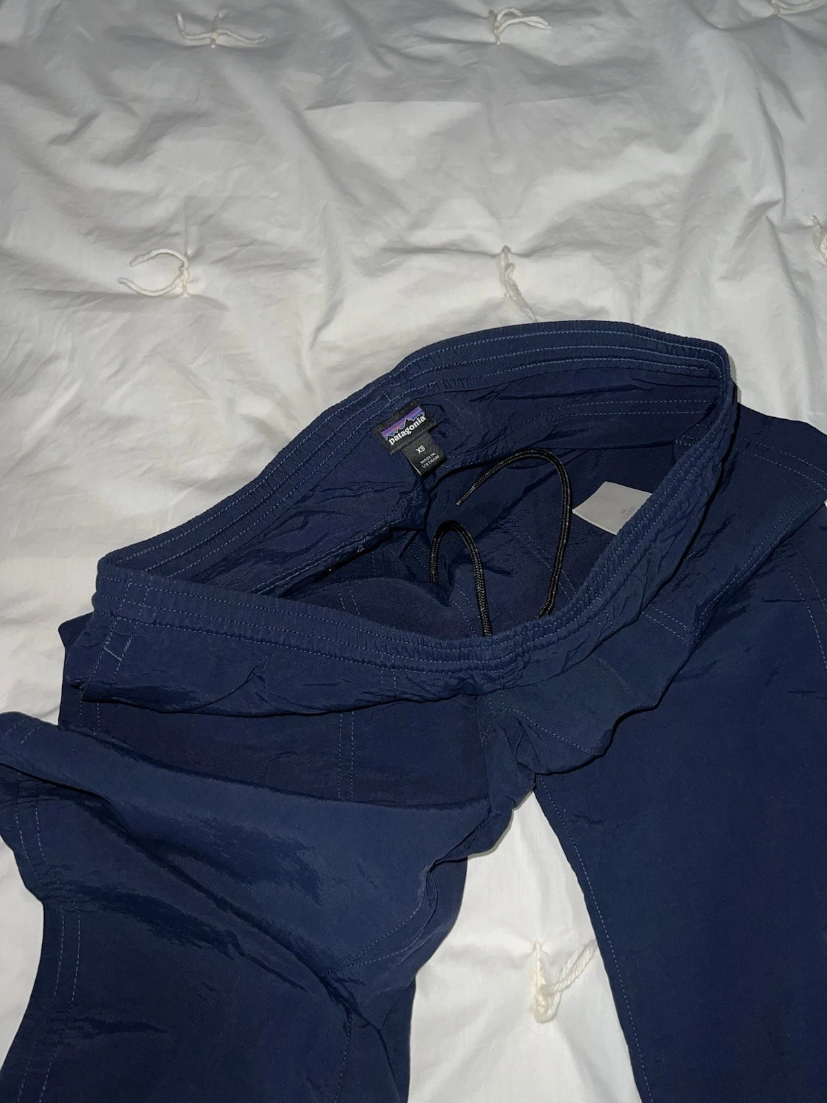Patagonia Baggies Pants Men’s XS Navy Blue
Opens in a new window or tab