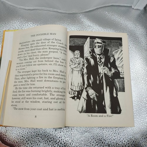 Baronet Bücher Der Unsichtbare von H.G. Wells Illustrated Classics Hardcover Book - Bild 7 von 8