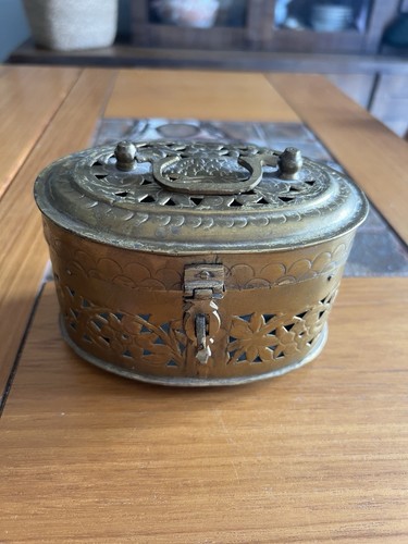 Vtg. Brass Container Lid Cricket Trinket Box Handcrafted Oval Floral India